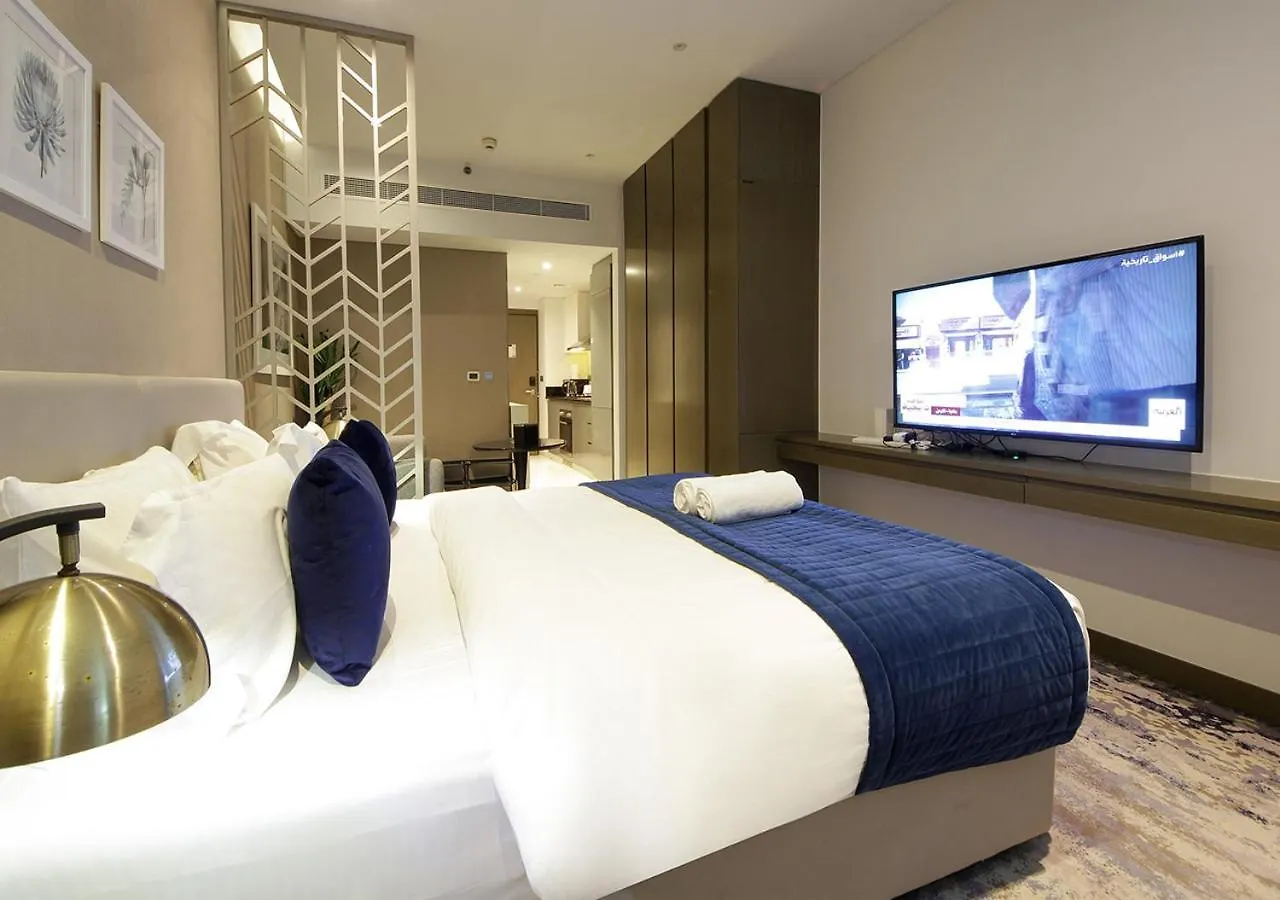 Apartment Stylish Studio In Damac Prive Canal-View Studio Dubai